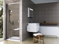 Ravak Pivot PDOP1 90 cm zuhanyajtó nyílóajtóval, szatén (matt króm) kerettel, átlátszó üveggel